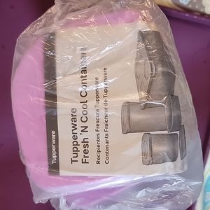 Tupperware Set Of 4 fresh n cool small...